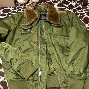 Mens bomber jacket size medium